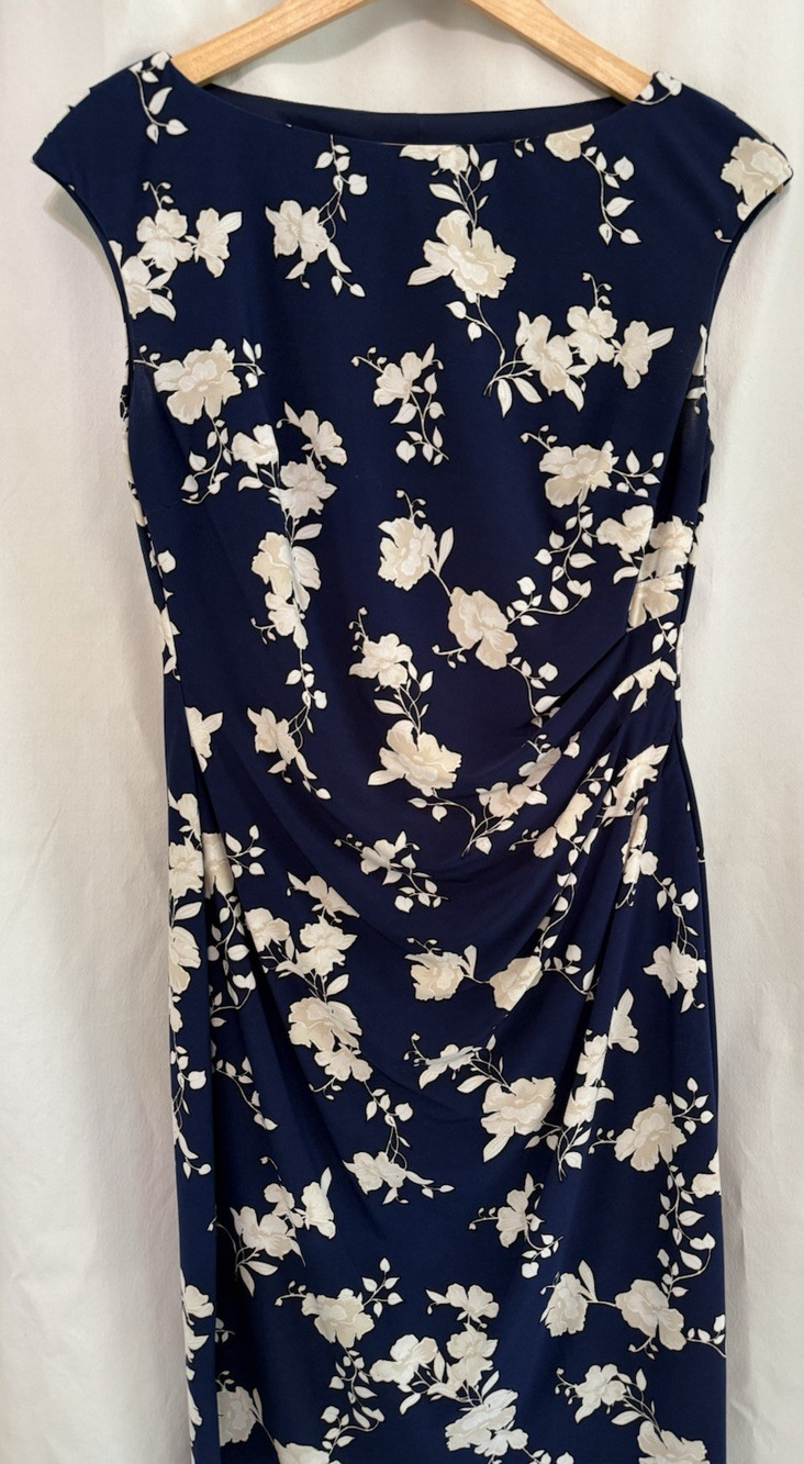 Chaps Women’s M Blue/White Floral Ruched Knit Sheath Dress Boat Neck Cap Sleeve